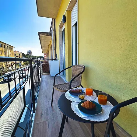 Maremma Holidays-m * Follonica